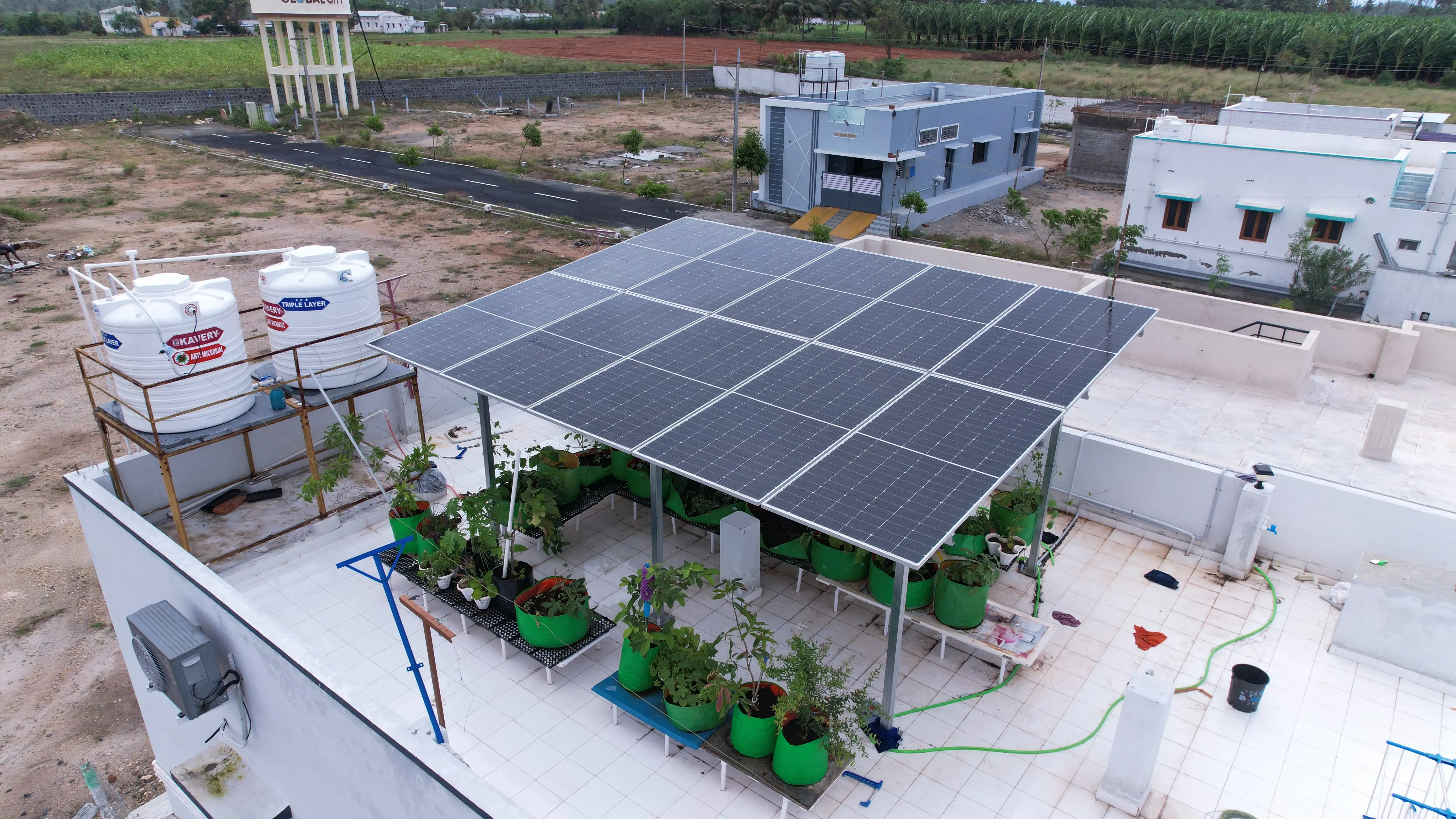 Residential property and rooftop space